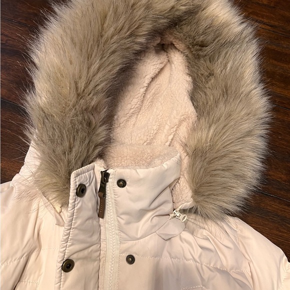 Lauren Ralph Lauren Tan/Cresm Puffer Jacket with Faux Fur Trim minor flap defect - Picture 3 of 14